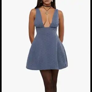 WeWoreWhat Blue Gray Sleeveless Plunge Mini Dress